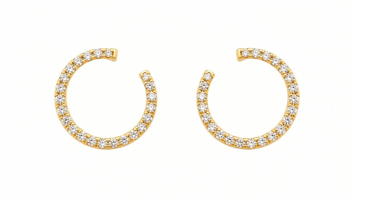 Pendientes de oro amarillo de primera ley con diamantes Kaia | Mua Mua Jewels