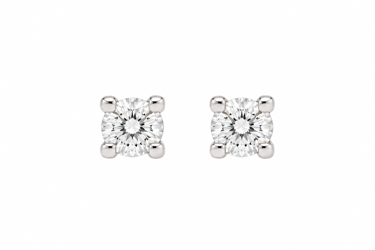 Pendientes June de oro blanco de 18 quilates con circonita | Mua Mua Jewels