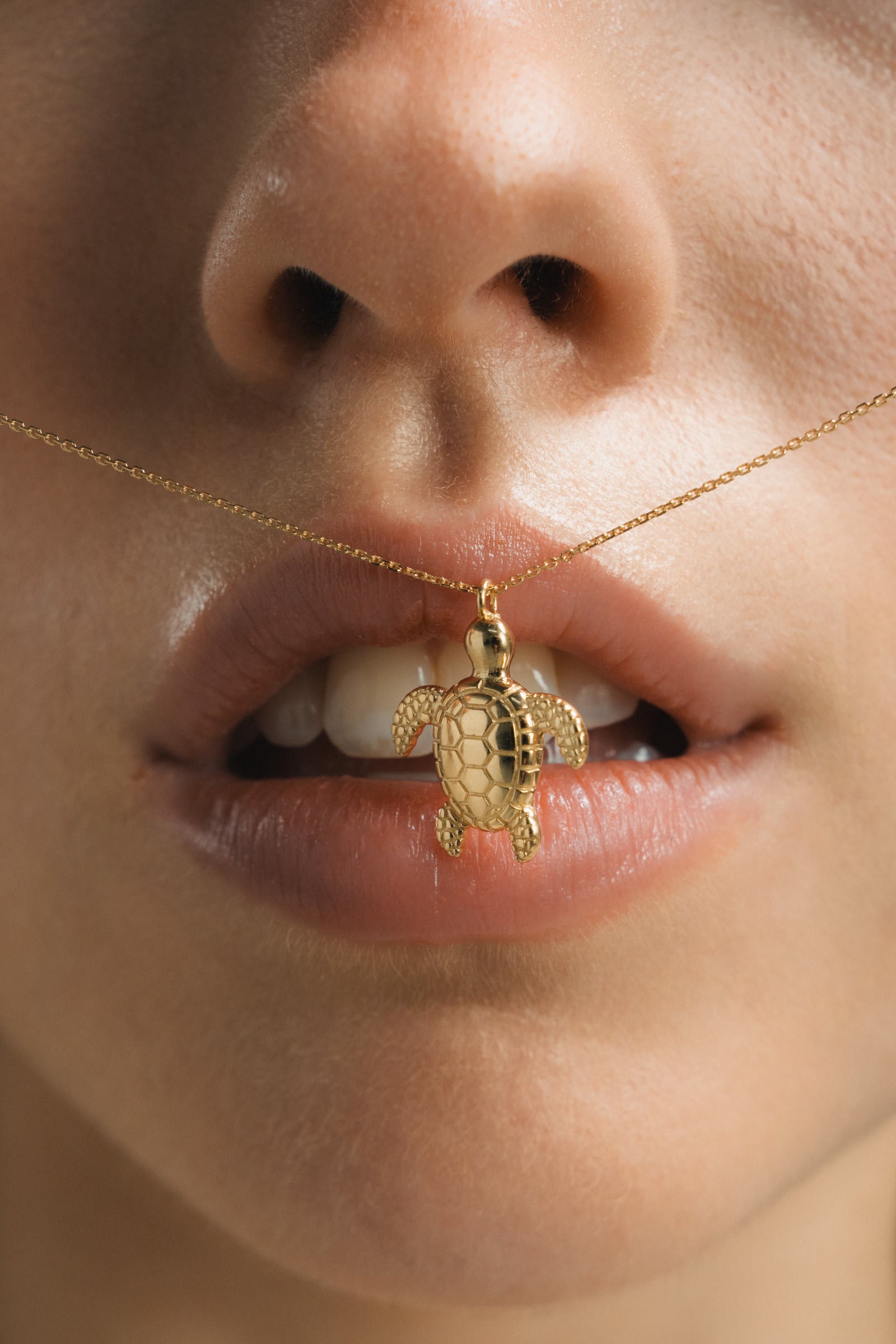 Collar de oro de 9 kilates Galápagos