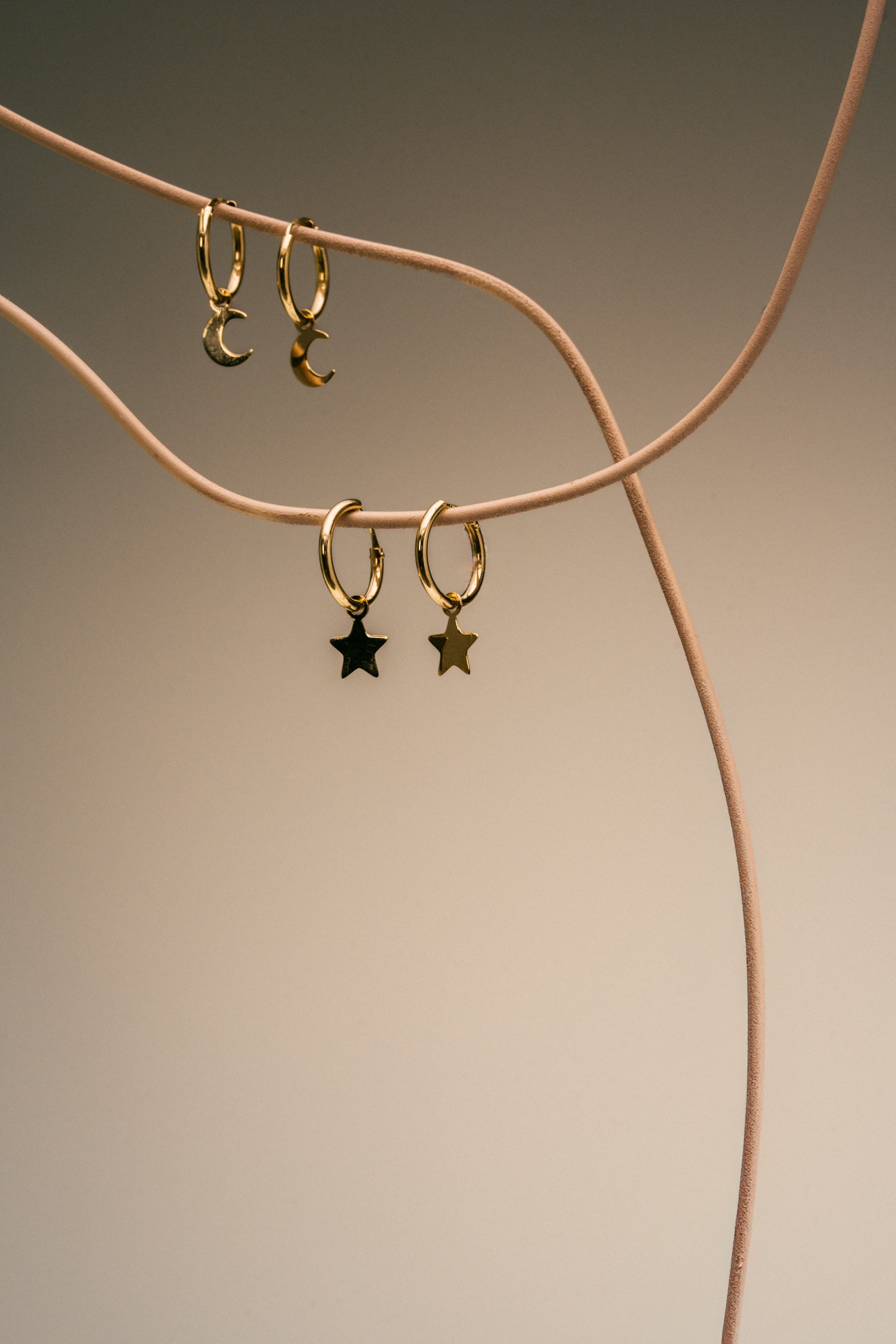 Pendientes de Oro Leda