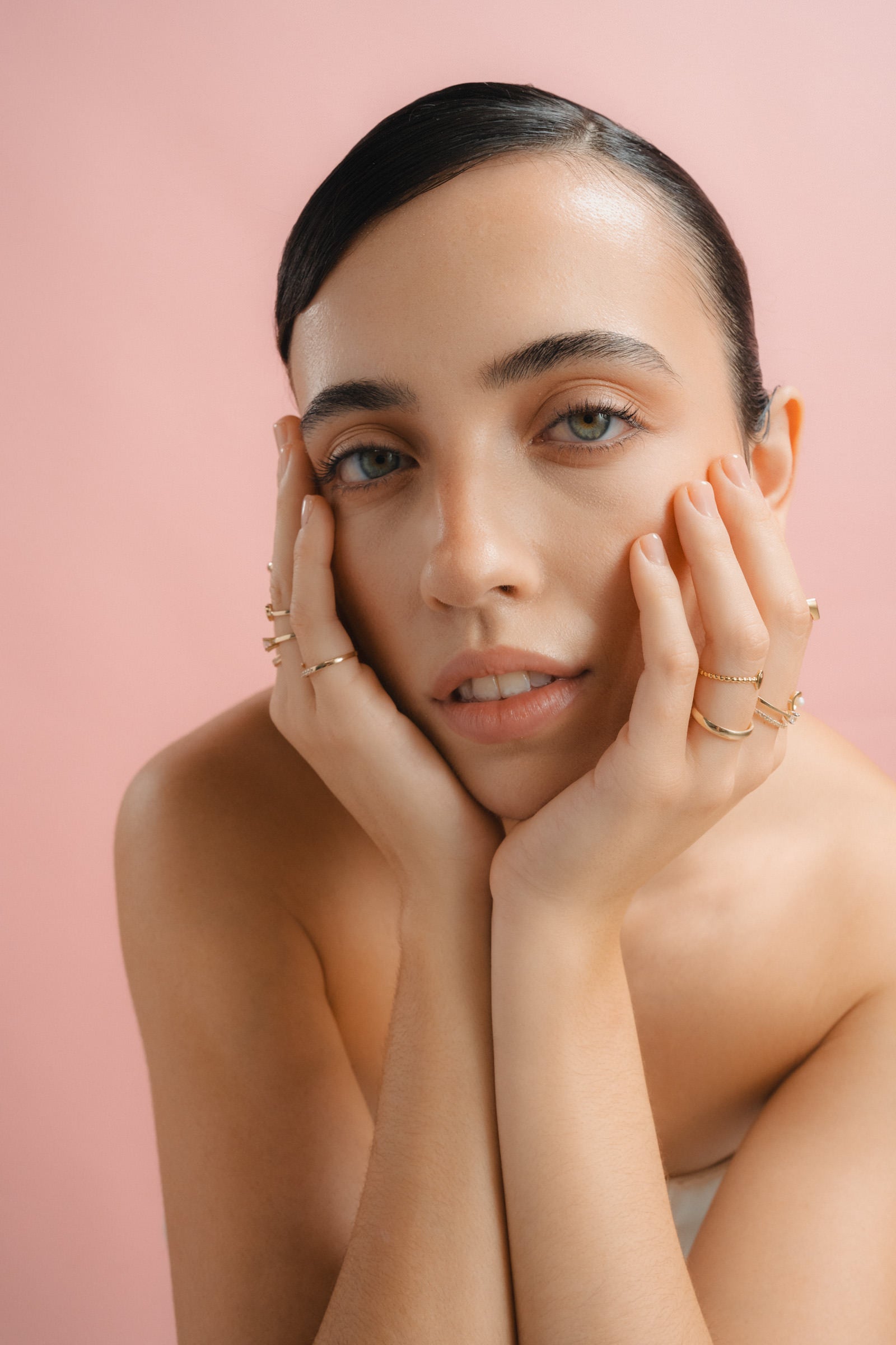 Anillo de oro de primera ley con diamante Naiad